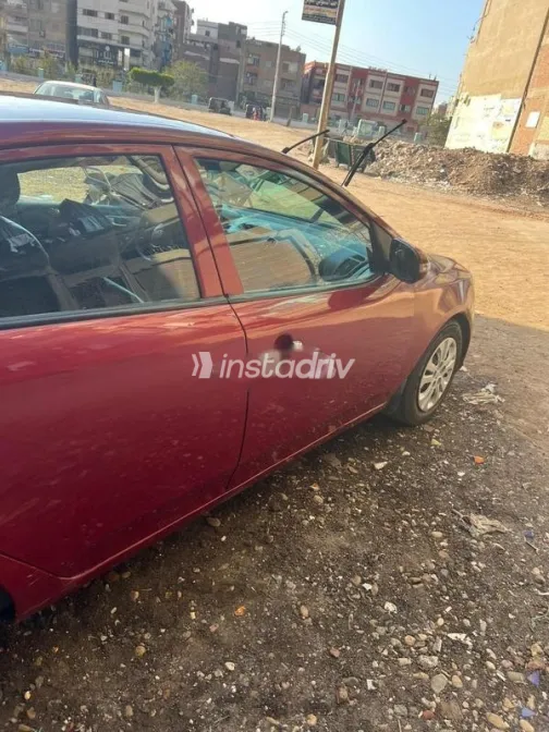 Kia Cerato 2012 Red Used for Sale - 3