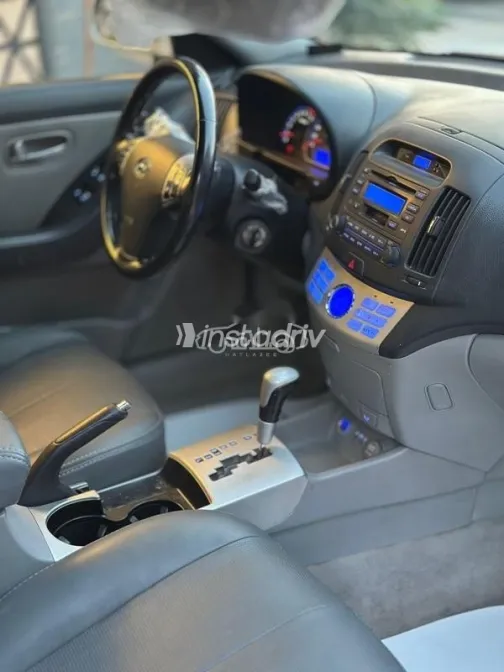 Hyundai Avante 2007 Silver Used for Sale - 4