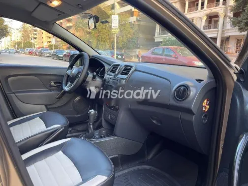 رينو لوجان 2020 بني مستعملة للبيع - 3