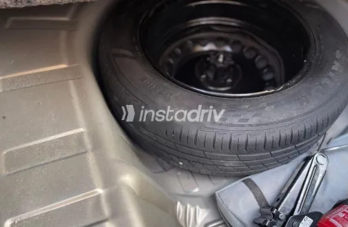 رينو لوجان 2020 بني مستعملة للبيع - 4