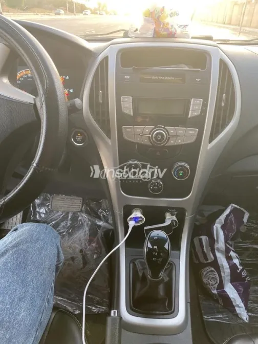 Byd F3 2022 White Used for Sale - 8