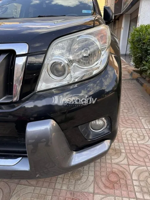 تويوتا برادو 2012 أسود مستعملة للبيع - 8