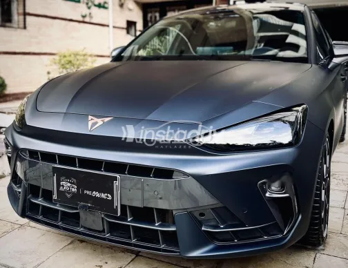 Cupra Leon 2025 Gray Used for Sale - 2