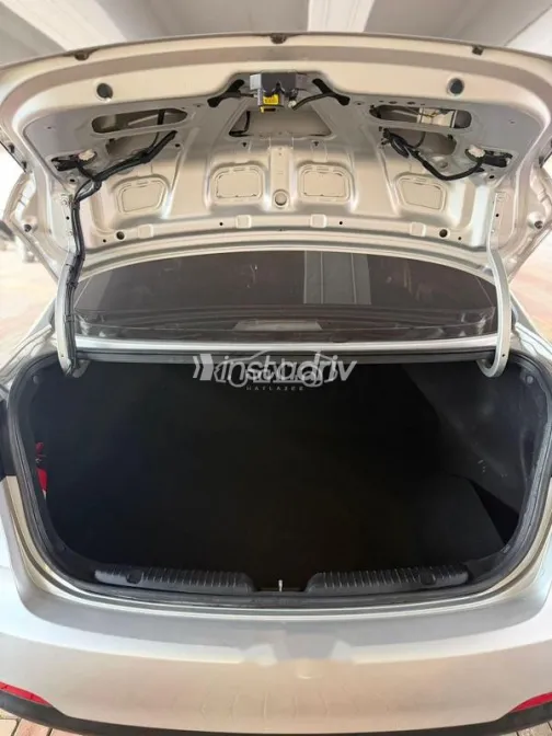 كيا سيراتو 2015 فضي مستعملة للبيع - 7