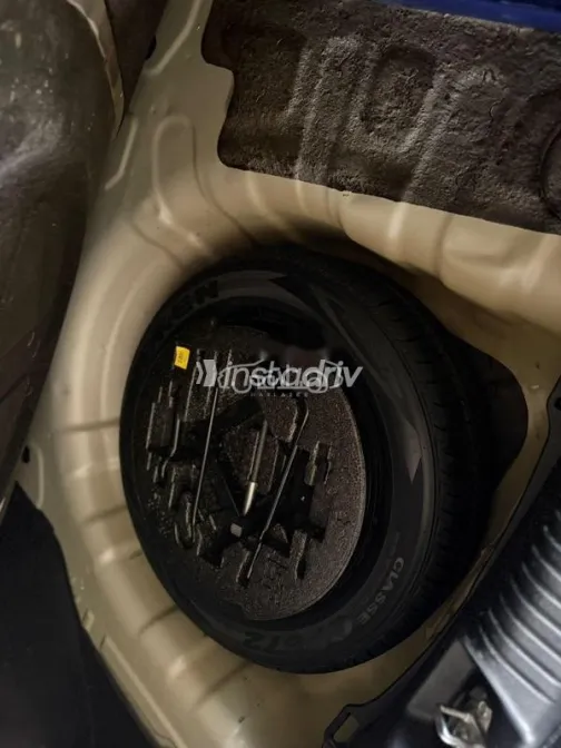 كيا سيراتو 2015 فضي مستعملة للبيع - 9