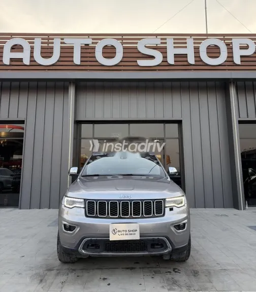 جيب جراند شيروكي 2020 أسود مستعملة للبيع - 1