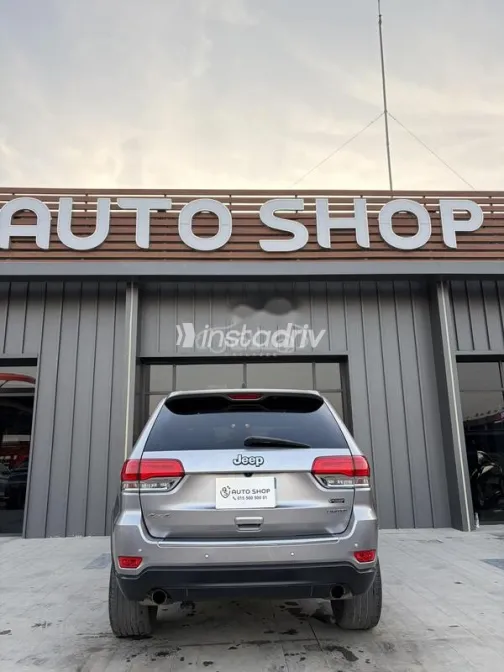 جيب جراند شيروكي 2020 أسود مستعملة للبيع - 3