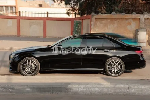 Mercedes E 200 2023 Black Used for Sale - 5