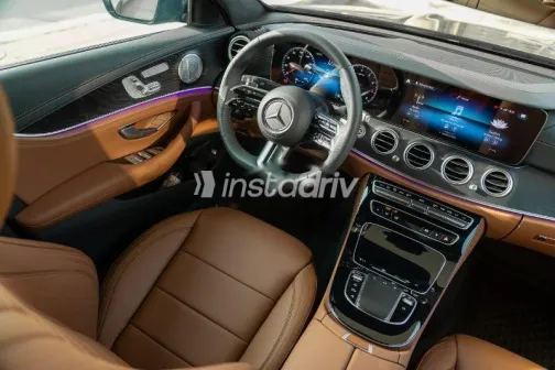 Mercedes E 200 2023 Black Used for Sale - 10