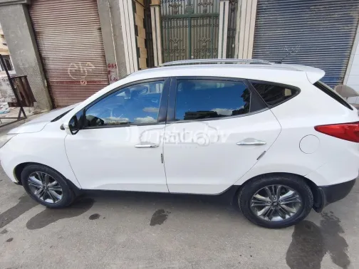هيونداي IX 35 2014 أبيض مستعملة للبيع - 3