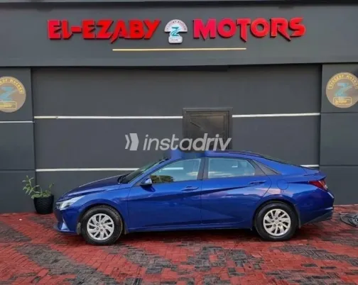 Hyundai Elantra CN7 2022 White Used for Sale - 3