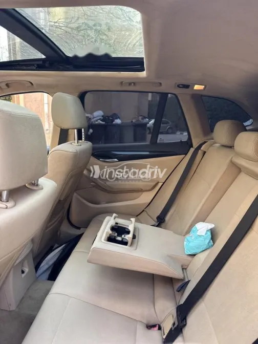 بي ام دبليو X1 2012 أحمر غامق مستعملة للبيع - 7