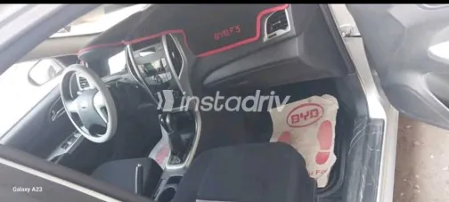 بى واى دى‬ F3 2025 أبيض مستعملة للبيع - 5