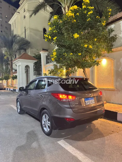 Hyundai IX 35 2014 White Used for Sale - 8