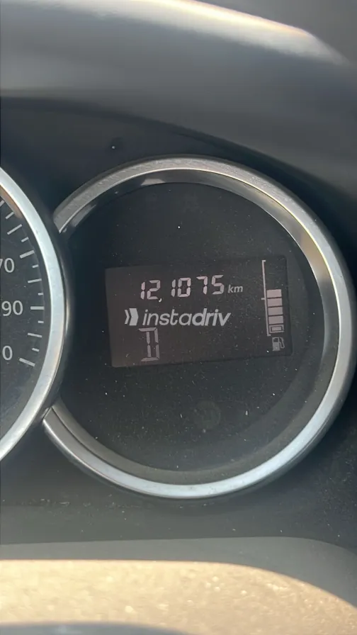 رينو لوجان 2019 أبيض مستعملة للبيع - 1