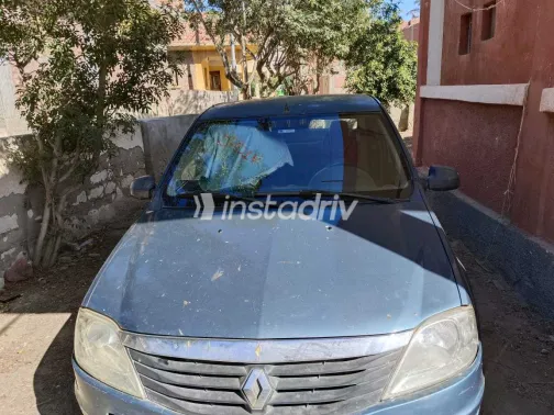 Renault Logan 2014 White Used for Sale - 5