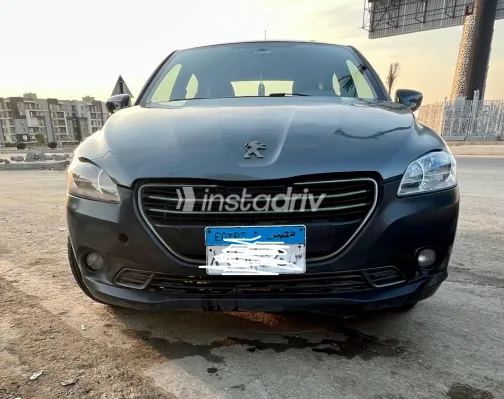 Peugeot 301 2015 White Used for Sale - 1