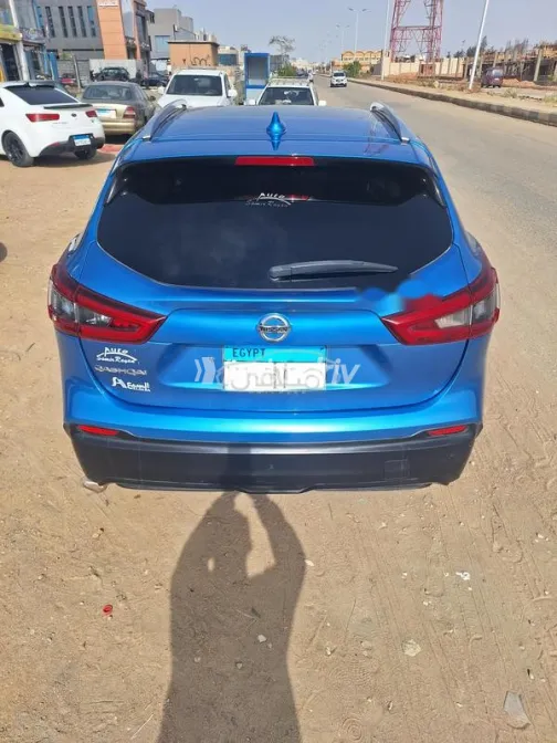 Nissan Qashqai 2019 White Used for Sale - 3