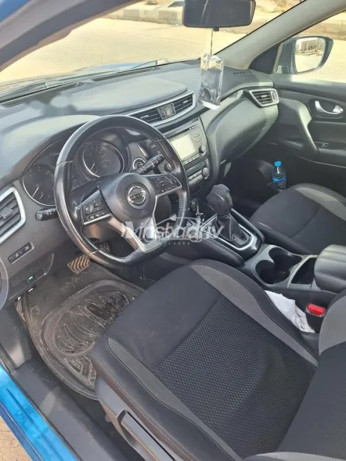 Nissan Qashqai 2019 White Used for Sale - 5