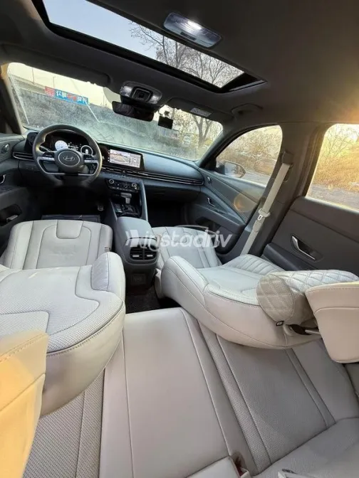 Hyundai Elantra CN7 2024 Dark Gray Used for Sale - 2