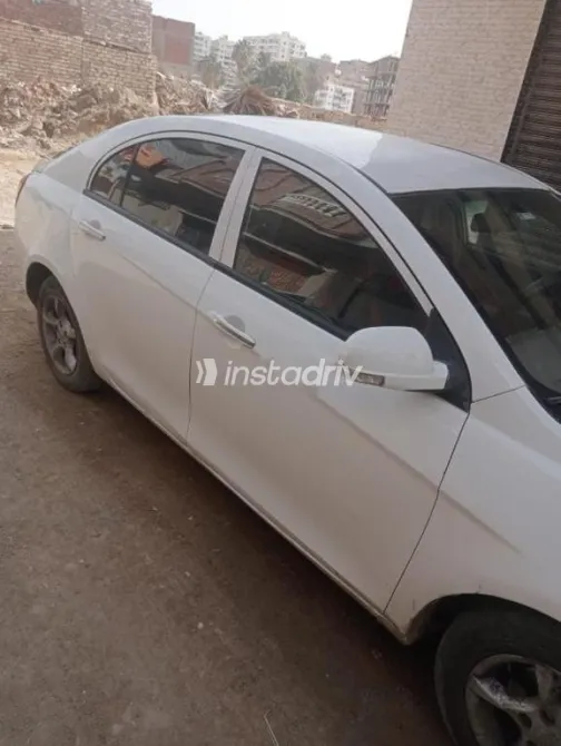 هيونداي سوناتا 1997 أحمر غامق مستعملة للبيع - 3