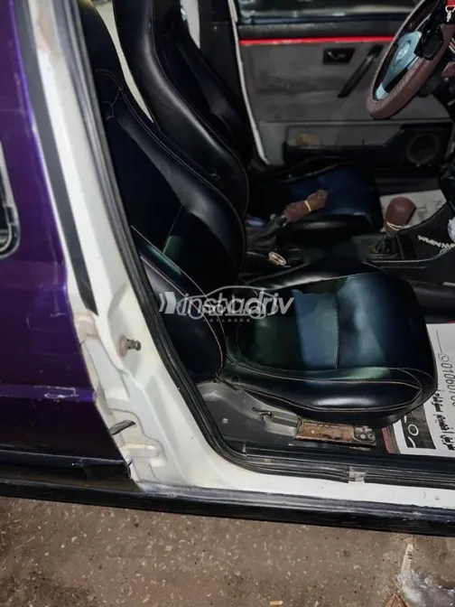 فولكس فاغن جولف 2 1992 أزرق غامق مستعملة للبيع - 3