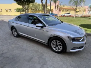 Volkswagen Passat 2017 White Used for Sale