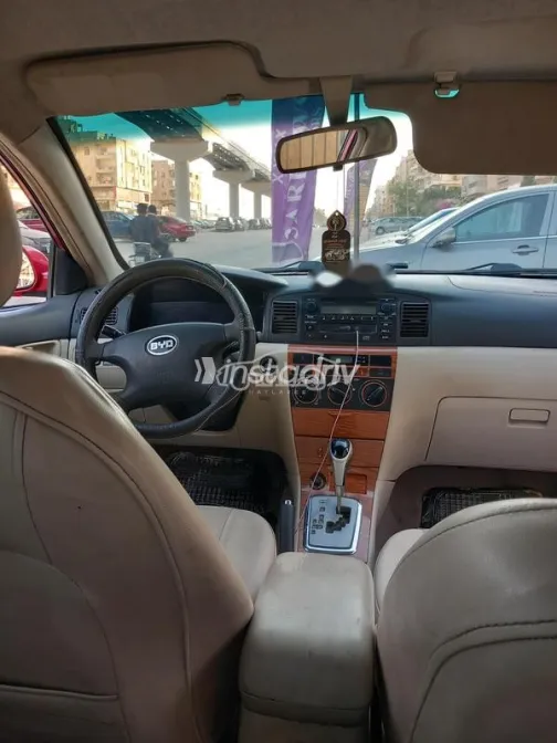 بى واى دى‬ F3 2015 أحمر مستعملة للبيع - 6