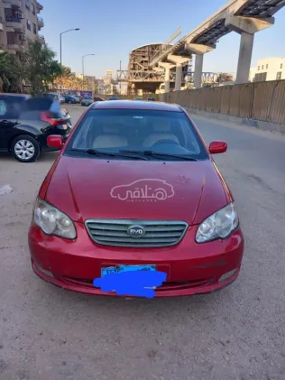 بى واى دى‬ F3 2015 أحمر مستعملة للبيع