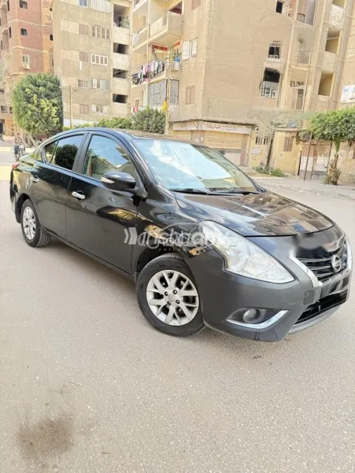 نيسان صنى 2019 أبيض مستعملة للبيع - 3