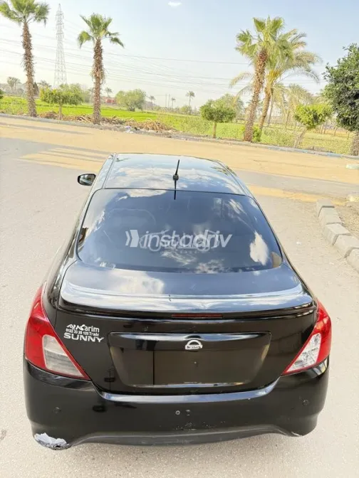 نيسان صنى 2019 أبيض مستعملة للبيع - 6