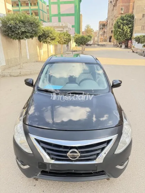 نيسان صنى 2019 أبيض مستعملة للبيع - 7