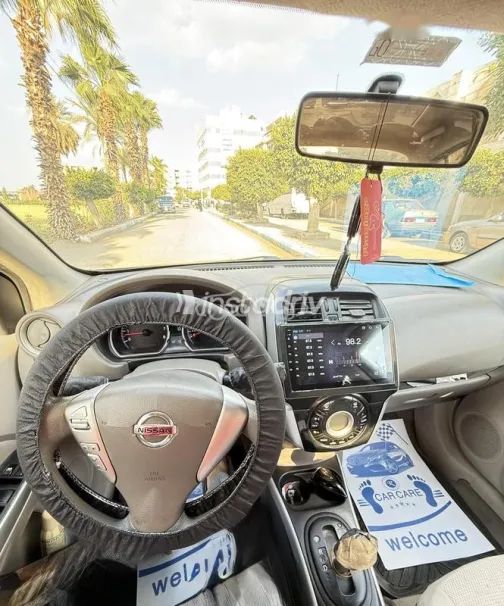 نيسان صنى 2019 أبيض مستعملة للبيع - 8