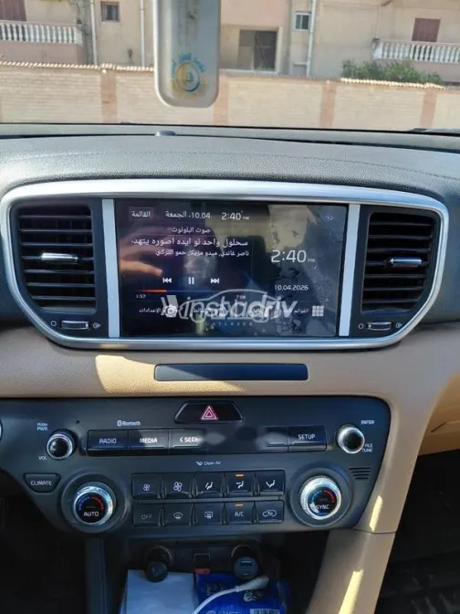 Kia Sportage 2021 White Used for Sale - 2