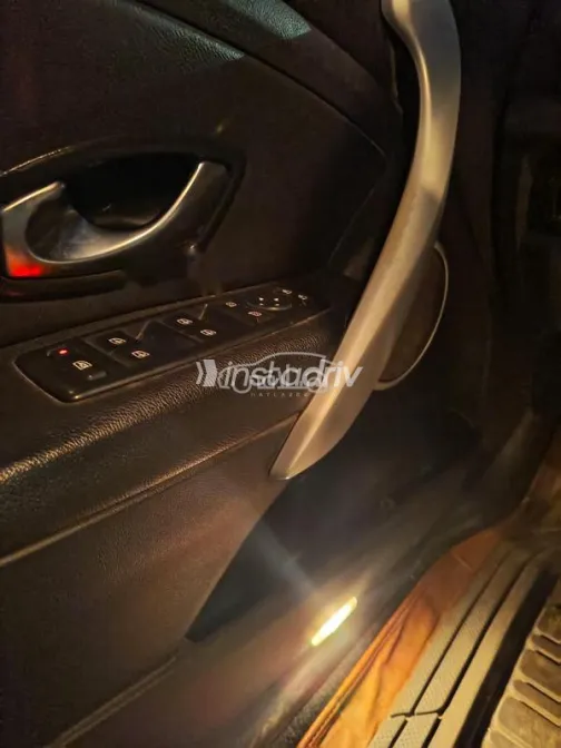 رينو فلوانس 2012 رمادي غامق مستعملة للبيع - 3