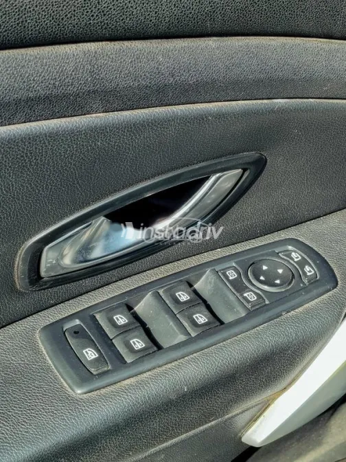 رينو فلوانس 2012 رمادي غامق مستعملة للبيع - 10