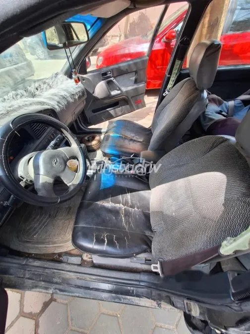 Hyundai Elantra 1994 Black Used for Sale - 4