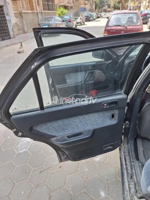 Hyundai Elantra 1994 Black Used for Sale - 8