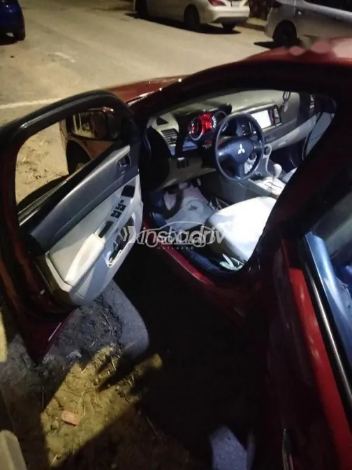 Mitsubishi Lancer EX Shark 2015 Dark Red Used for Sale - 8