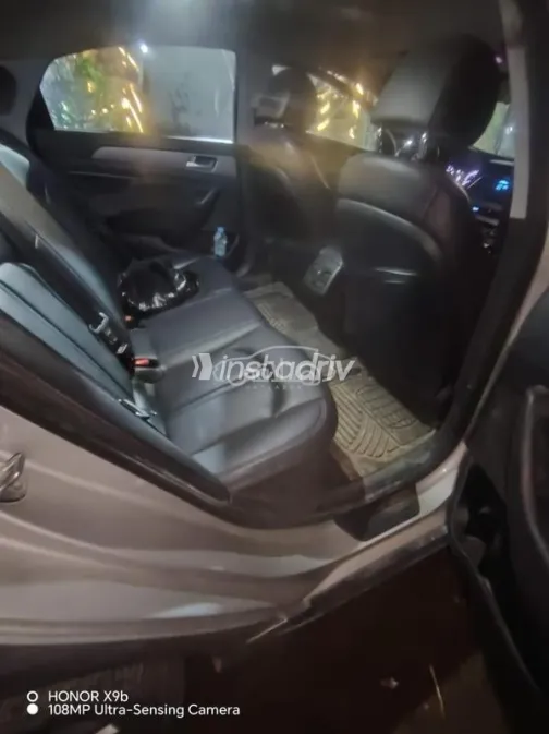 هيونداي سوناتا 2016 فضي مستعملة للبيع - 6