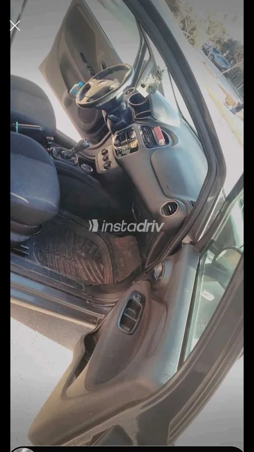 Fiat Punto 2016 White Used for Sale - 1