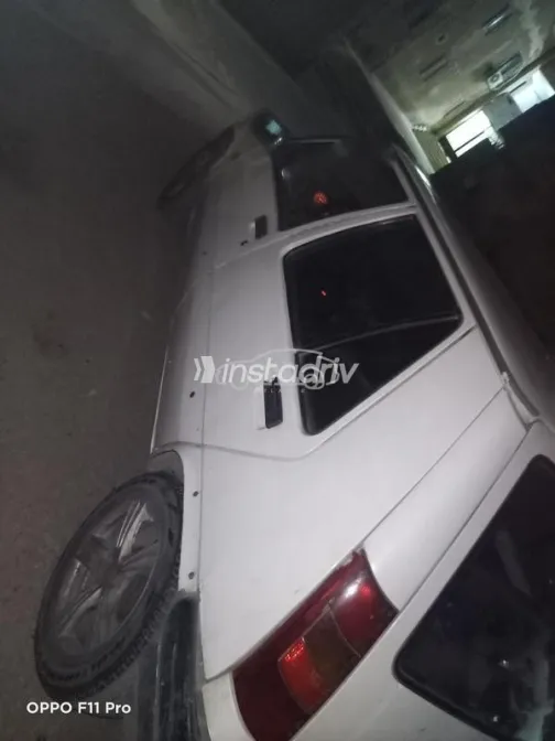 رينو 5 1989 أبيض مستعملة للبيع - 9