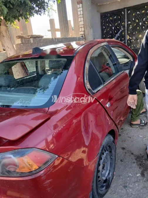 ميتسوبيشي لانسر اى اكس شارك 2015 أحمر مستعملة للبيع - 3