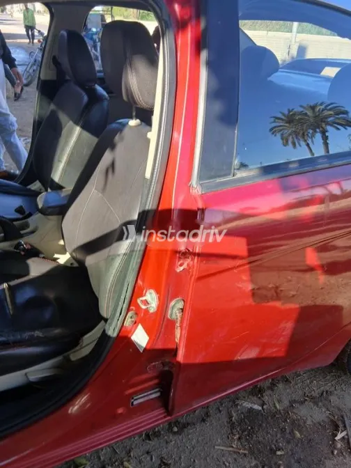 ميتسوبيشي لانسر اى اكس شارك 2015 أحمر مستعملة للبيع - 4