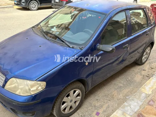 فيات بونتو 2009 أبيض مستعملة للبيع - 4