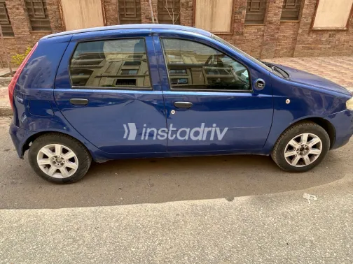 فيات بونتو 2009 أبيض مستعملة للبيع - 8