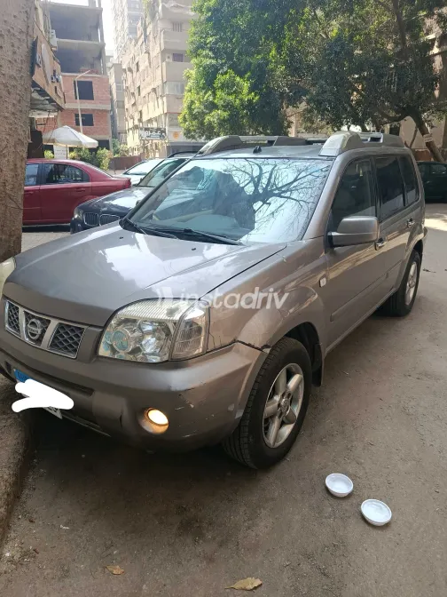 نيسان اكس تريل 2012 أبيض مستعملة للبيع - 4