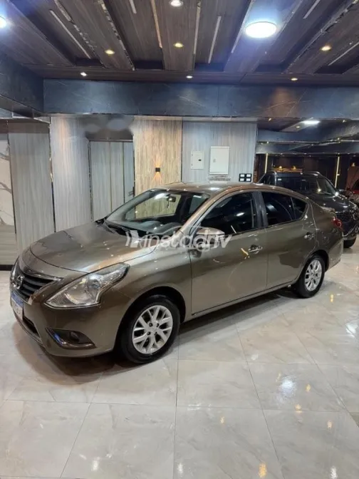 نيسان صنى 2022 بني مستعملة للبيع - 1