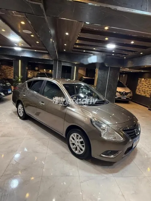 نيسان صنى 2022 بني مستعملة للبيع - 3