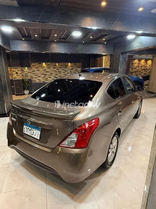 نيسان صنى 2022 بني مستعملة للبيع - 4